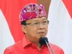 Wayan-Koster-udeng-merah-edit_1
