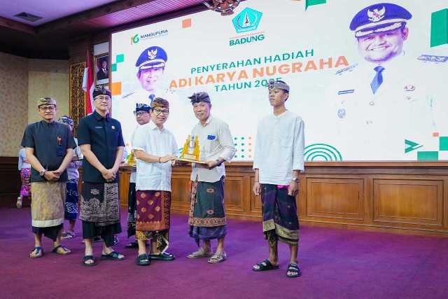 Bupati Serahkan Mangupura Award, Badung Festival Inovasi, dan Adi Karya ...